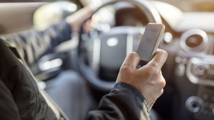 https://d1bat1ruswunxz.cloudfront.net/app/uploads/2020/10/The-Different-Types-of-Distracted-Driving.jpg